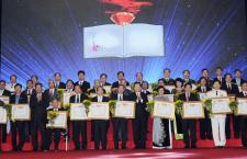 08 nhà giáo Trường Đại học Khoa học Tự nhiên được Chủ tịch nước phong tặng danh hiệu cao quý